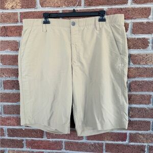 Under Armour Men's Tan Shorts. Size 38.